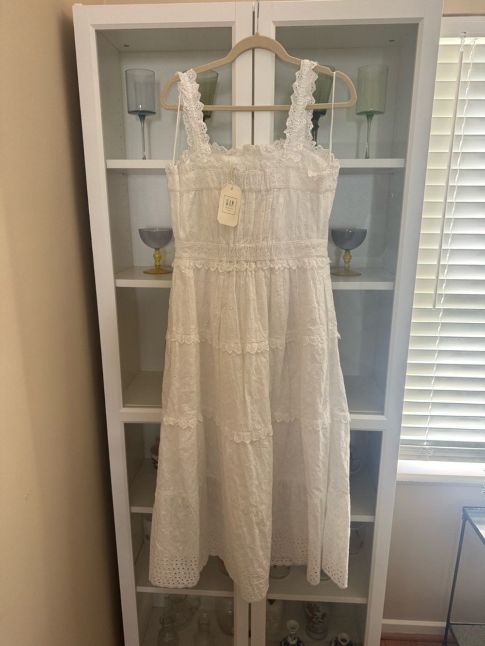 GAP x DÔEN White Eyelet Tiered Midi Dress - Picture 3 of 4